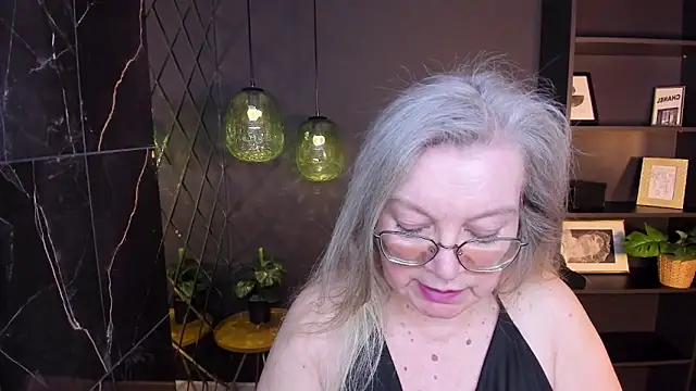 NataliMellow live XXX chat