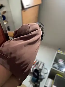 Mila_Morgan Chat XXX in diretta