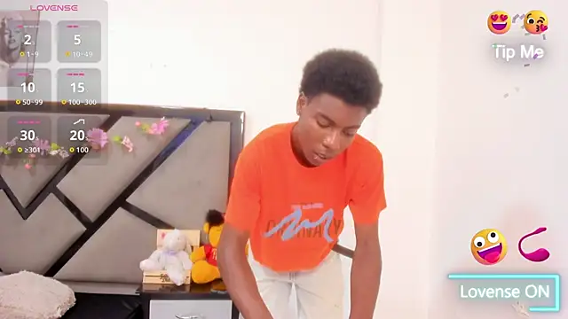 NoahJhonson69 webkamerás műsora