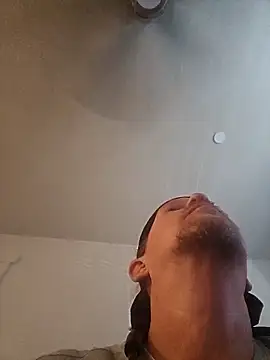 Chatroom XXX en direct de yourMasterisBored