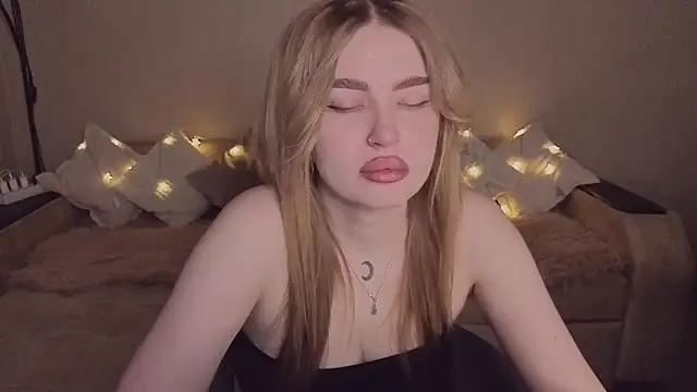 ViolettaLopez Chat XXX in diretta