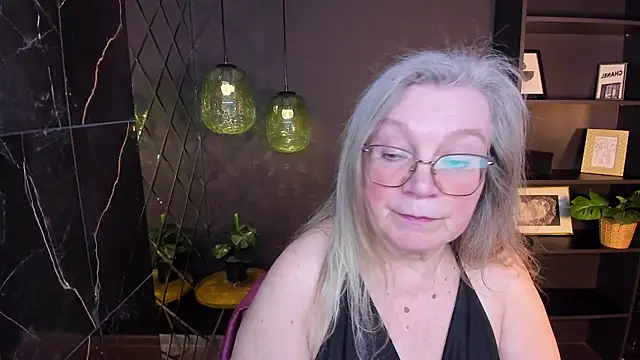 NataliMellow 现场XXX聊天