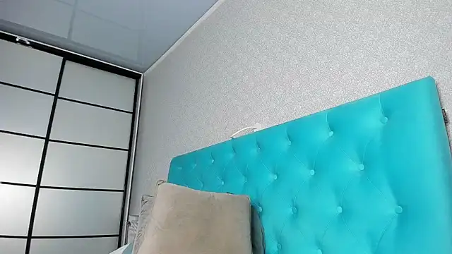 CrazyWomen Live XXX-chat