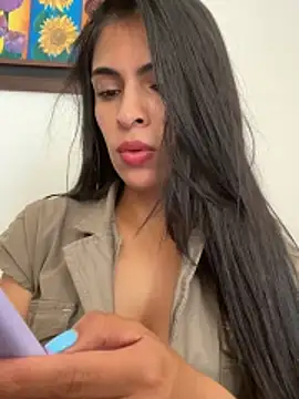 Astrid-- Webcam-Show