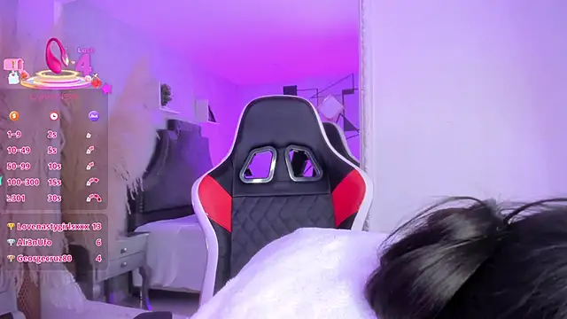 Chat +18 de KarelyMitchel ao vivo