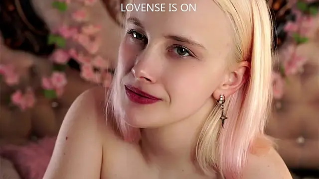 KirstinMcgeady's Live XXX Chat