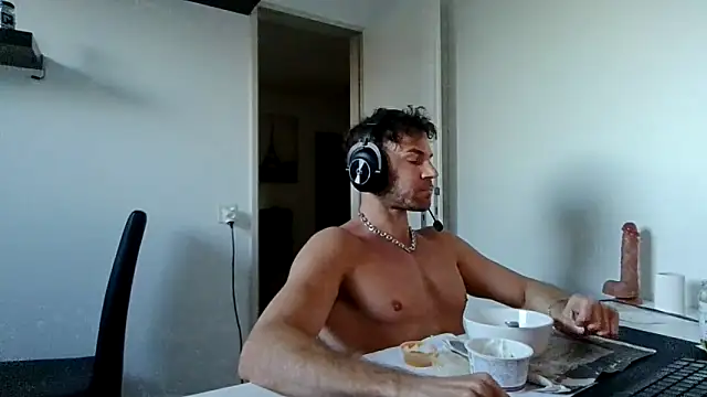 XXX chat uživo modela alpha-hunk