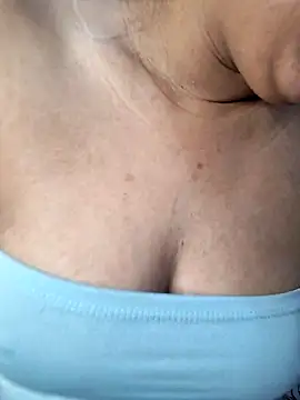 ZaidaWetのライブXXXチャット