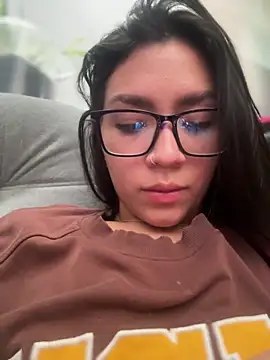 Mila_Morgan 现场XXX聊天