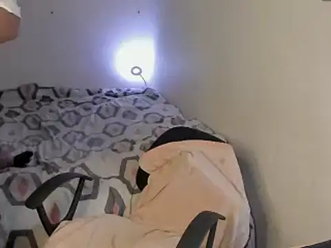 chloe_kissesのライブXXXチャット