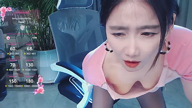 feifei-love's Live XXX Chat