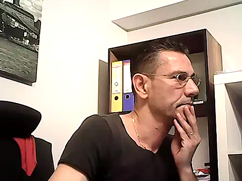 Chat XXX Live mastercharisma35