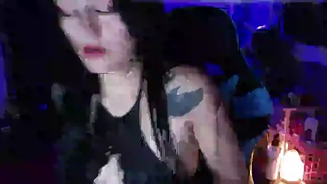 AngelaQueen_ Adlı Modelin Canlı XXX Sohbeti