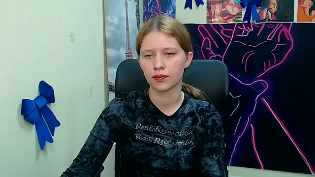 StellaCRL's Live XXX Chat