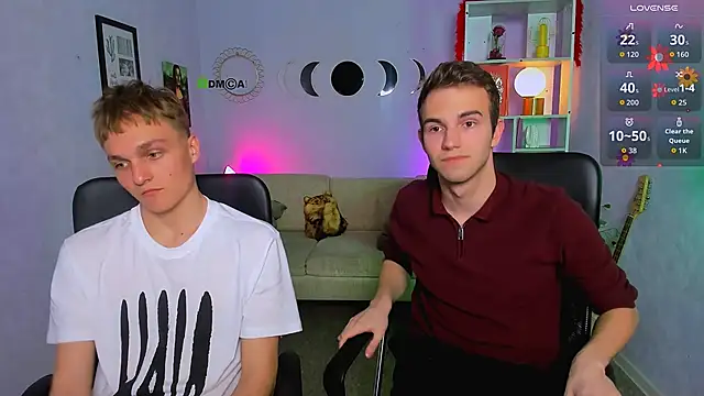 john_lik: онлайн-секс-чат