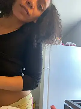 Velvetraexo's Webcam Show