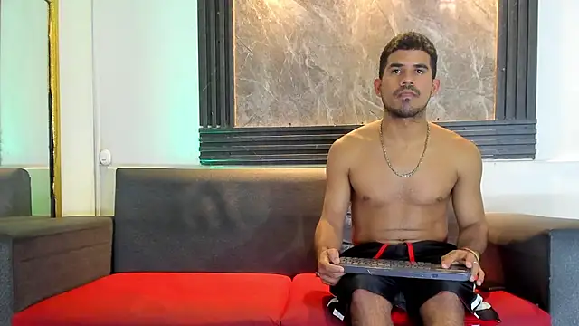 Latins_on_fireのウェブカメラショー