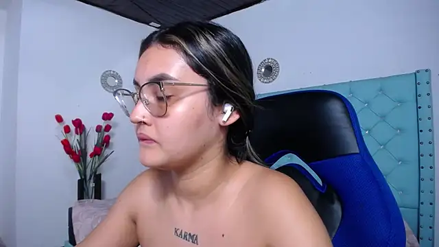 kathe-mills235 élő XXX-chatje