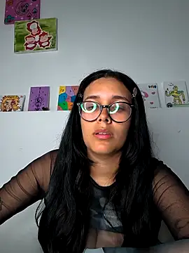 Chat XXX en directo de Annya-sweet