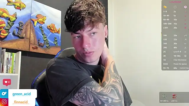 Green_acid01 Show Webcam