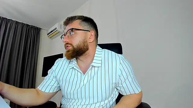 Findom_guy Webcamshow