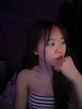 Emely-lysea Pertunjukan Webcam