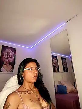 SamathaMay Chat XXX live