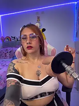 Chat +18 de Luna_Paris_ ao vivo