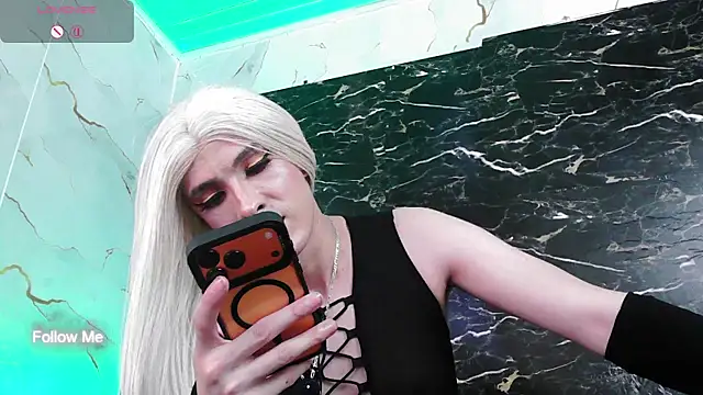 crislingery_dolli Adlı Modelin Web Kamerası Şovu