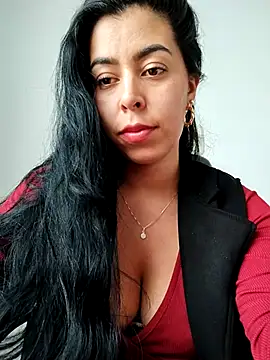 Luianna's Live XXX Chat