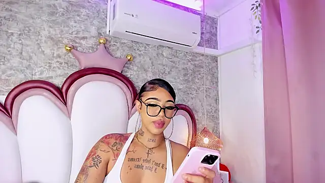 Mia_Jansen 在線直播表演