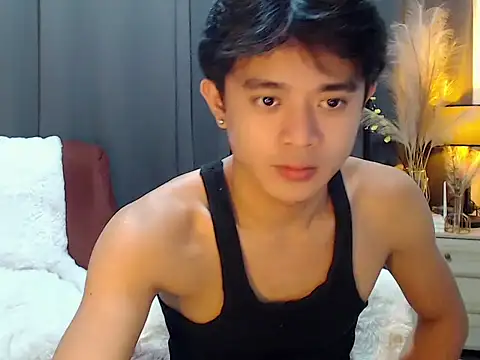 NautyBoyBrazeen_143 Pertunjukan Webcam