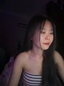 Emely-lysea's Live XXX Chat