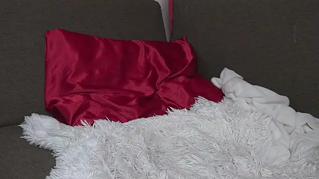 LovelyMiu Webcam Show