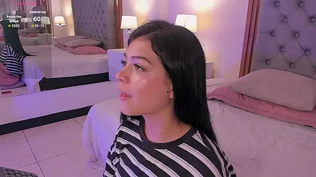 LiaSalvatore Chat XXX live