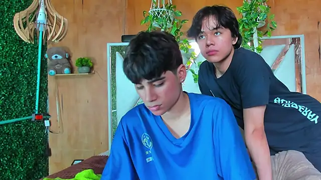 Max_goldのライブXXXチャット