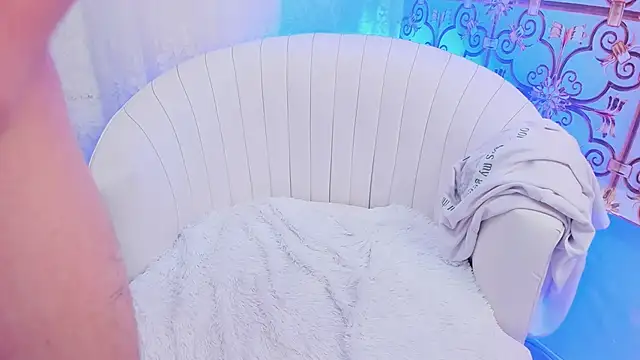 NewDannii – Kamerová šou