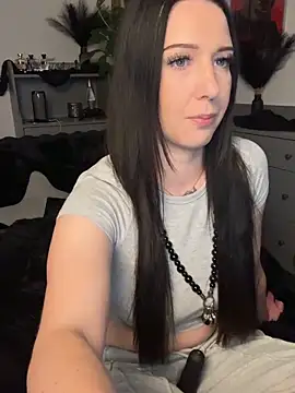 Trixie-Tainted Webcam-Show