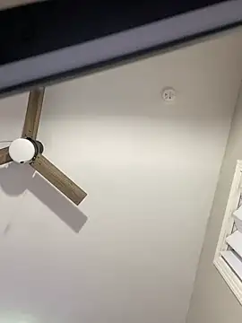 badbaby187 网络视讯表演