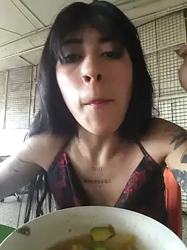 chaymae_nah_'s Live XXX Chat