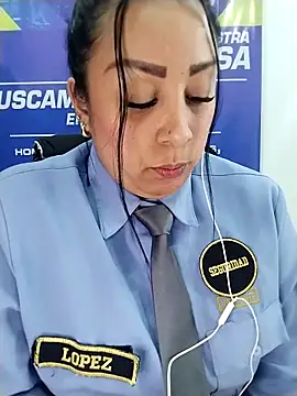 Cristal_Security-1 Adlı Modelin Web Kamerası Şovu