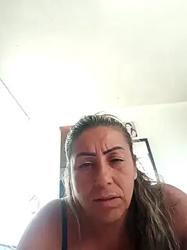 maynor_1998のライブXXXチャット