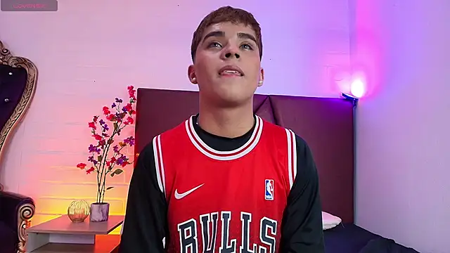 Lucass_love's Webcam Show