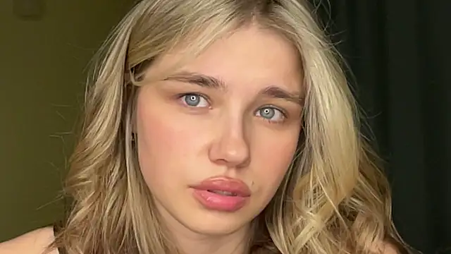 EarthaStinett Obrolan Langsung XXX