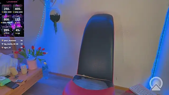 divamonikate 即時 XXX 聊天