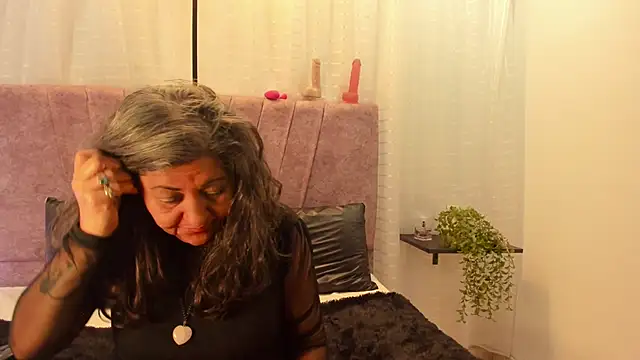 Victoriaa_Anderson: вебкам-шоу