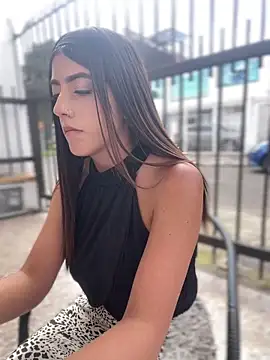 Electra_Pinkk's Live XXX Chat