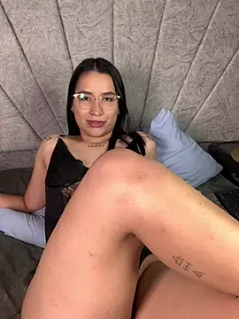 Chat +18 de Val12777 ao vivo