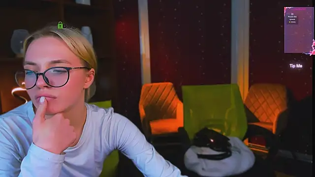 Show modela alexa_bonni na web-kameri