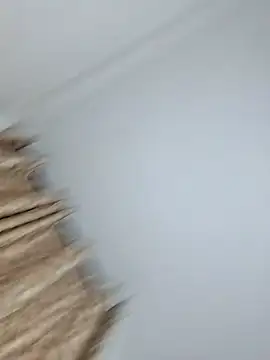 Chat +18 de bustytemptress1 ao vivo